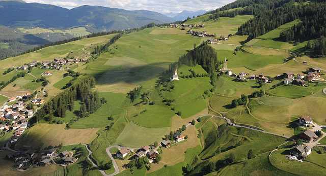 La Val Zimmer und Ferienwohnungen